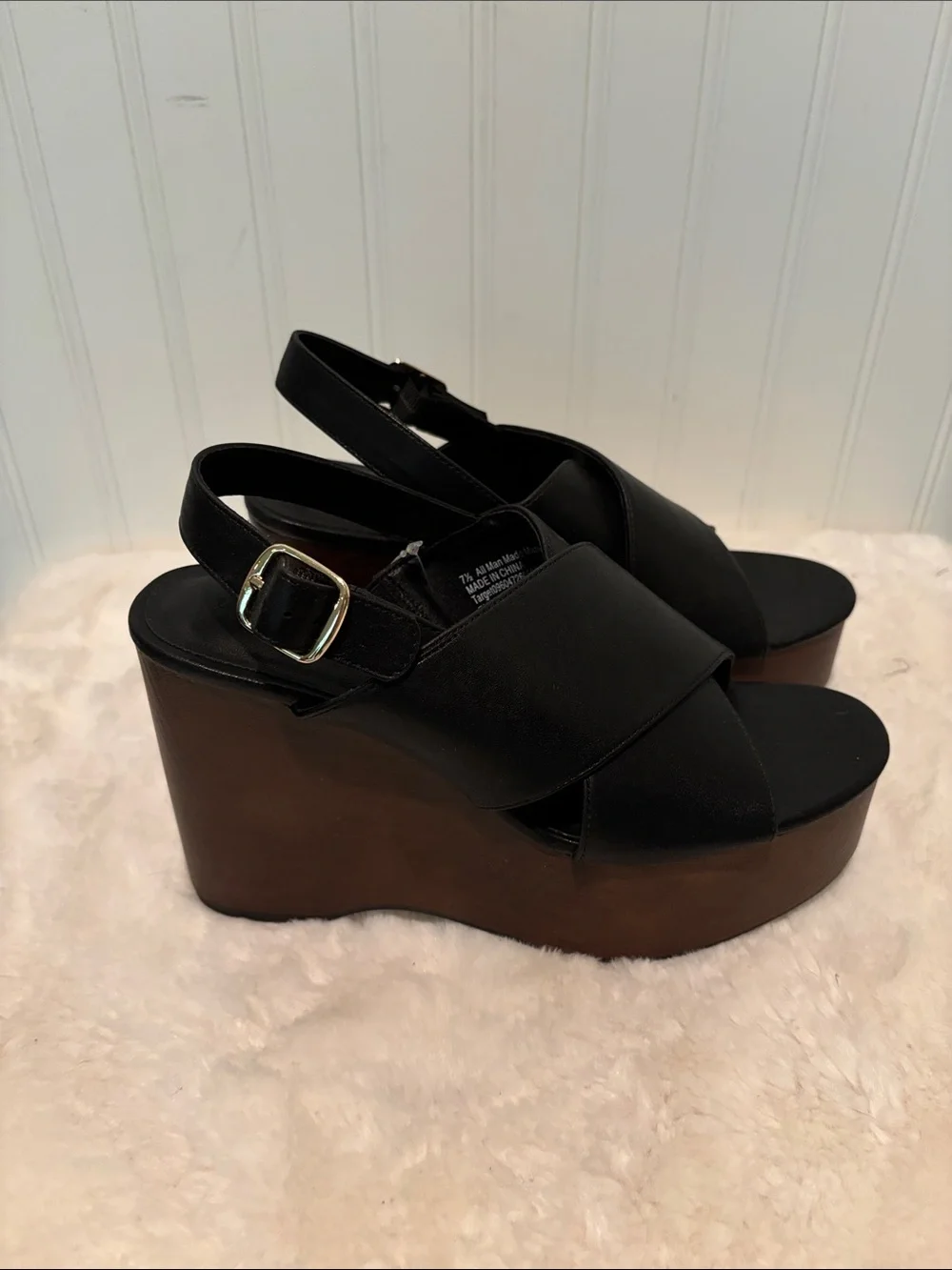 NWT Universal Thread Naomi Black Wood 4.25”Wedge Sandals Sz 7.5